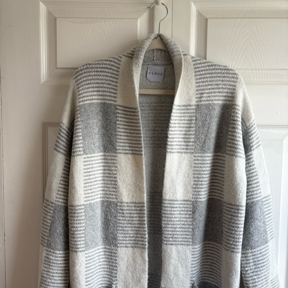 Cyrus Plaid Coatigan Cardigan White‎ Gray Long Teacher Career Office Pocket S - Picture 4 of 9